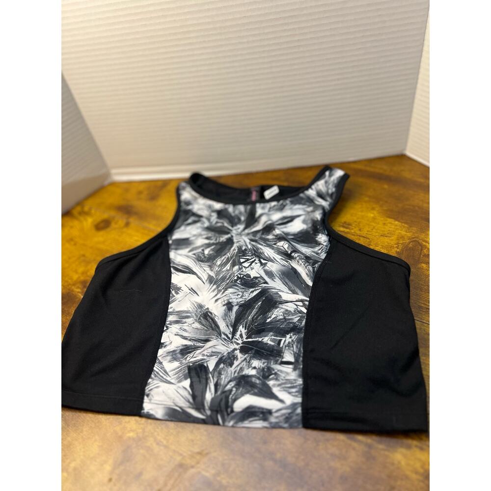 Betsy Johnson sz l/xl women performance high neck top 0968